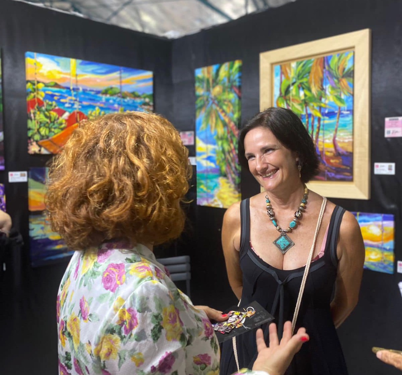 POOL  ART FAIR 2023 AVEC L'ARTISTE ZOÉ ET JOURNALISTE - SALON DES ARTISTES - GUADELOUPE ET ANTILLES 